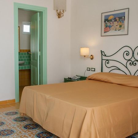 Hotel Villa Bianca Forio  Exterior photo