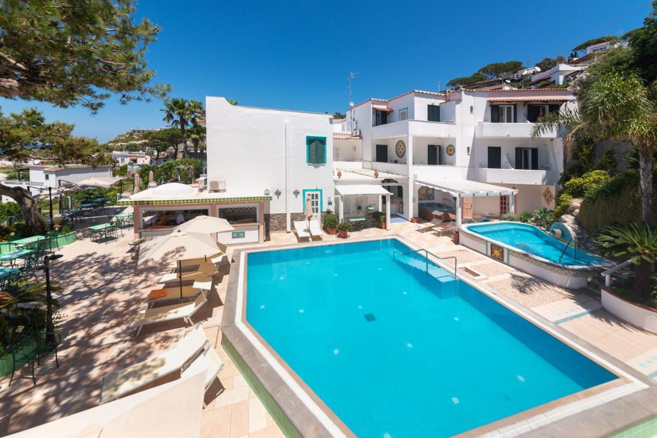 Hotel Villa Bianca Forio  Exterior photo