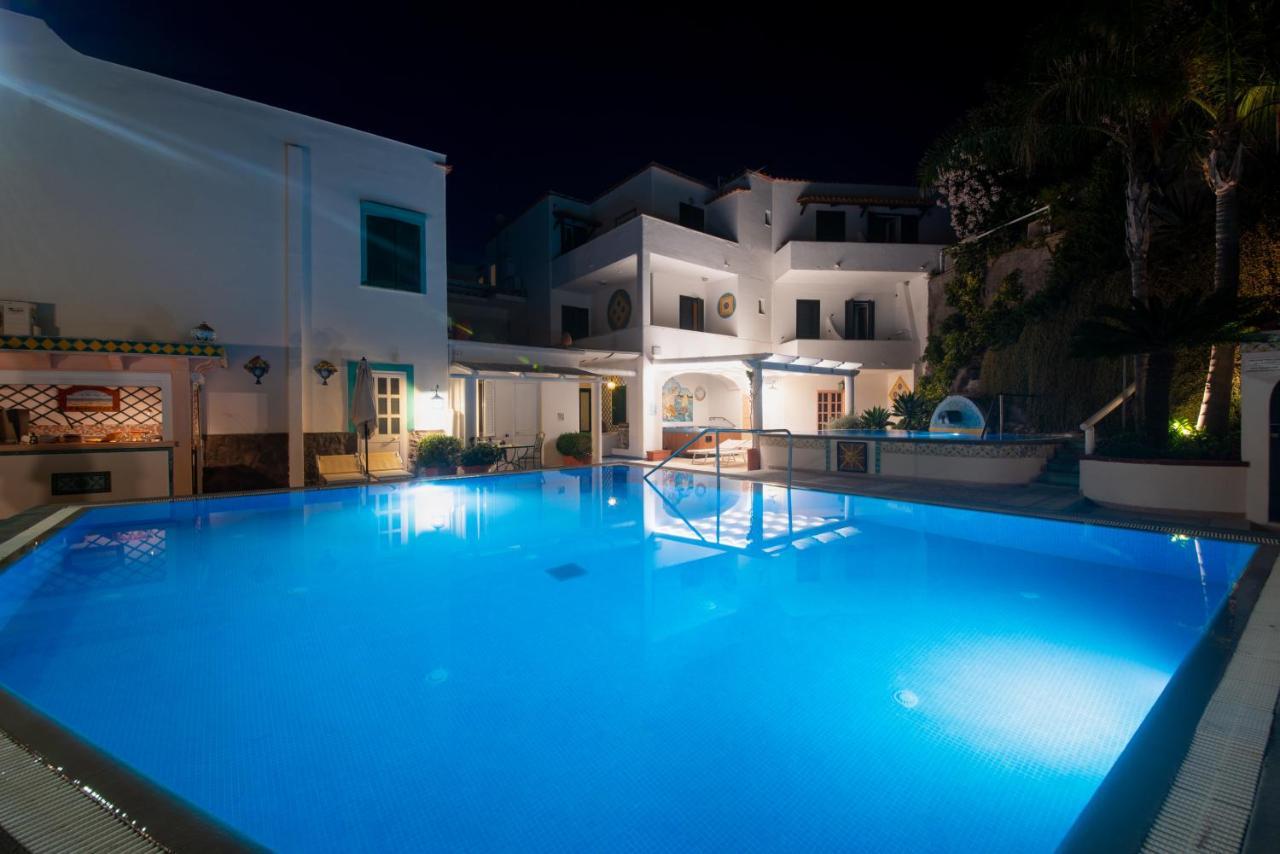 Hotel Villa Bianca Forio  Exterior photo
